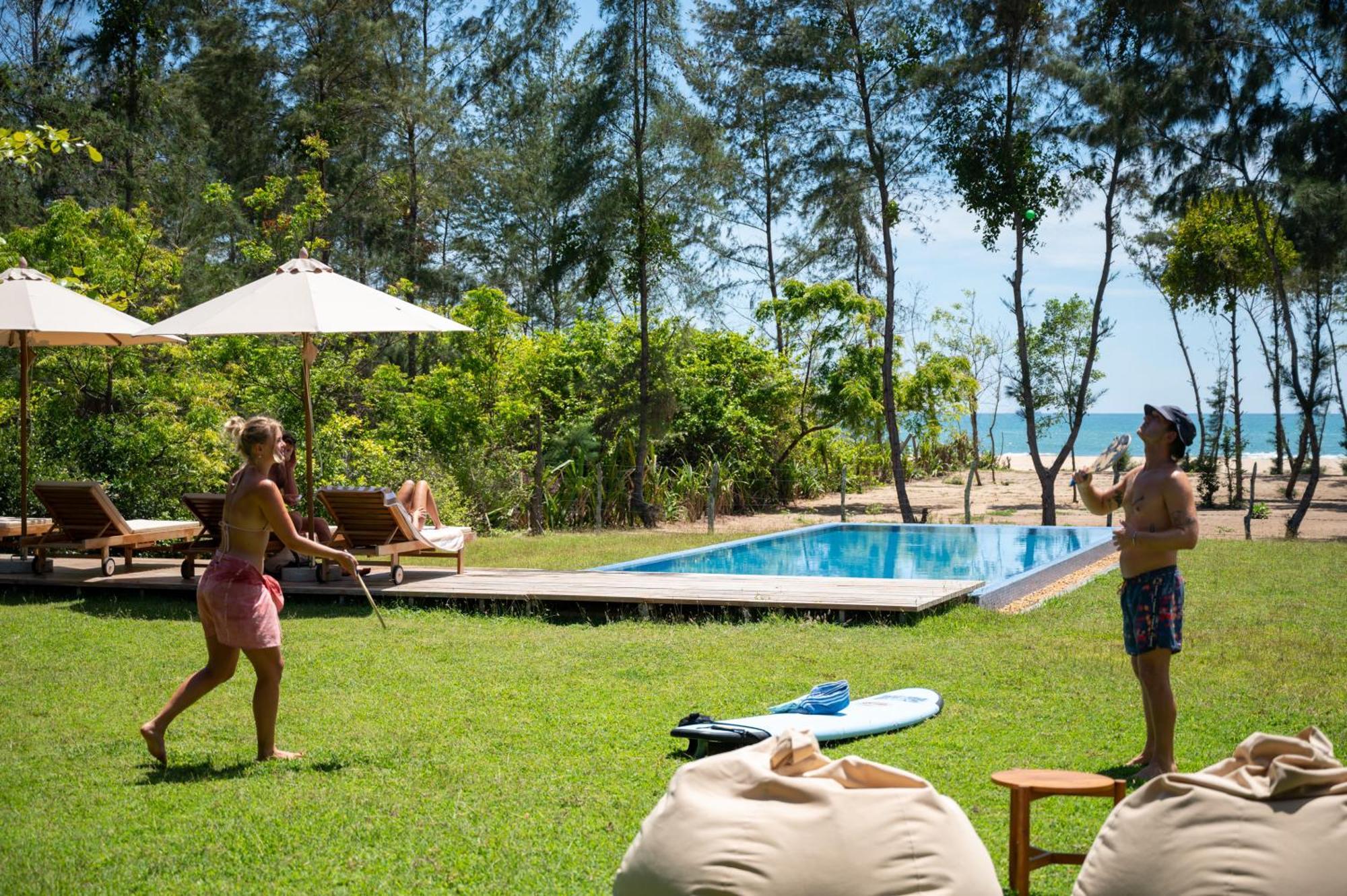 Niketh Villa Komari Arugambay エクステリア 写真