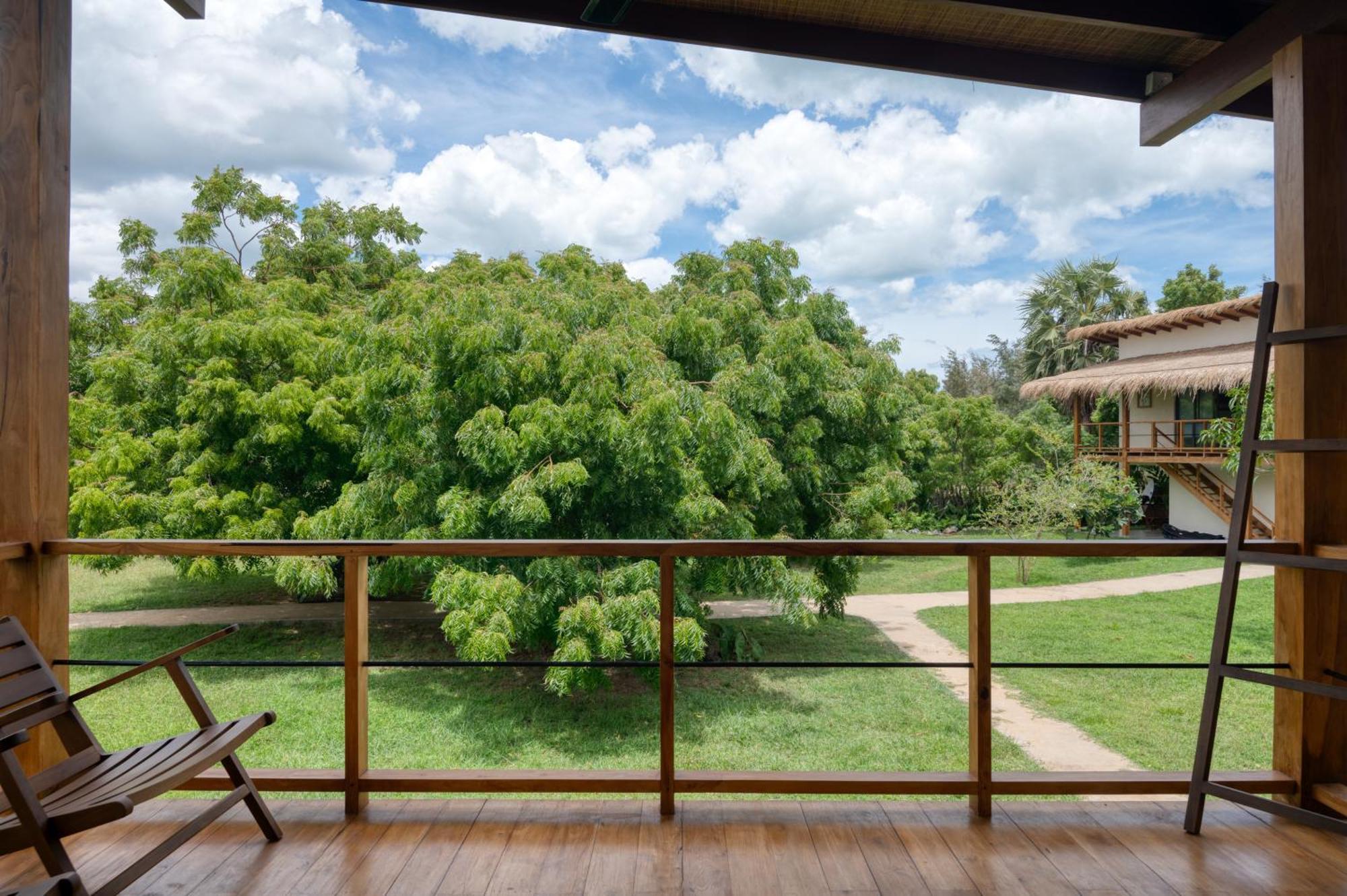 Niketh Villa Komari Arugambay エクステリア 写真