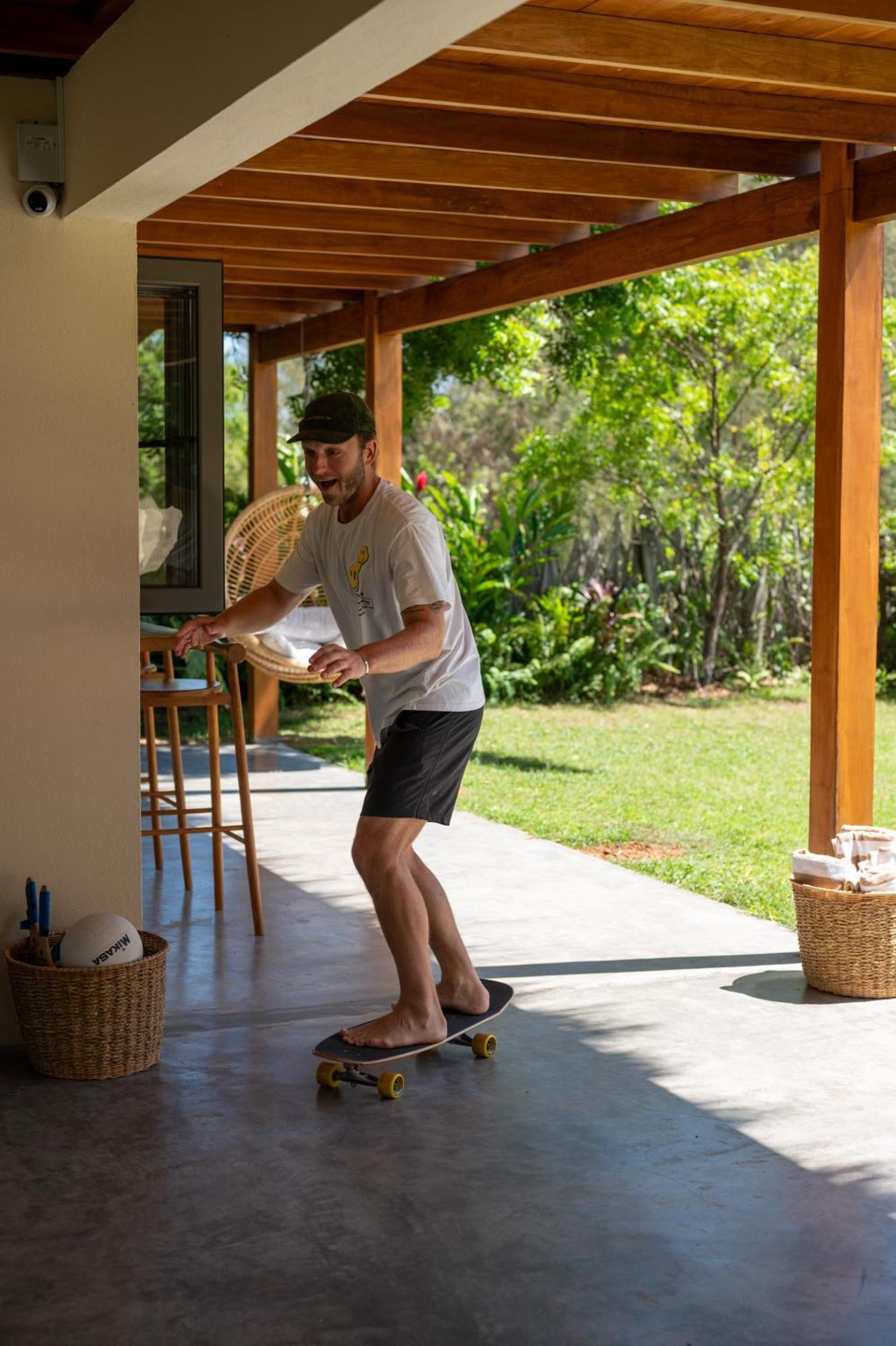 Niketh Villa Komari Arugambay エクステリア 写真
