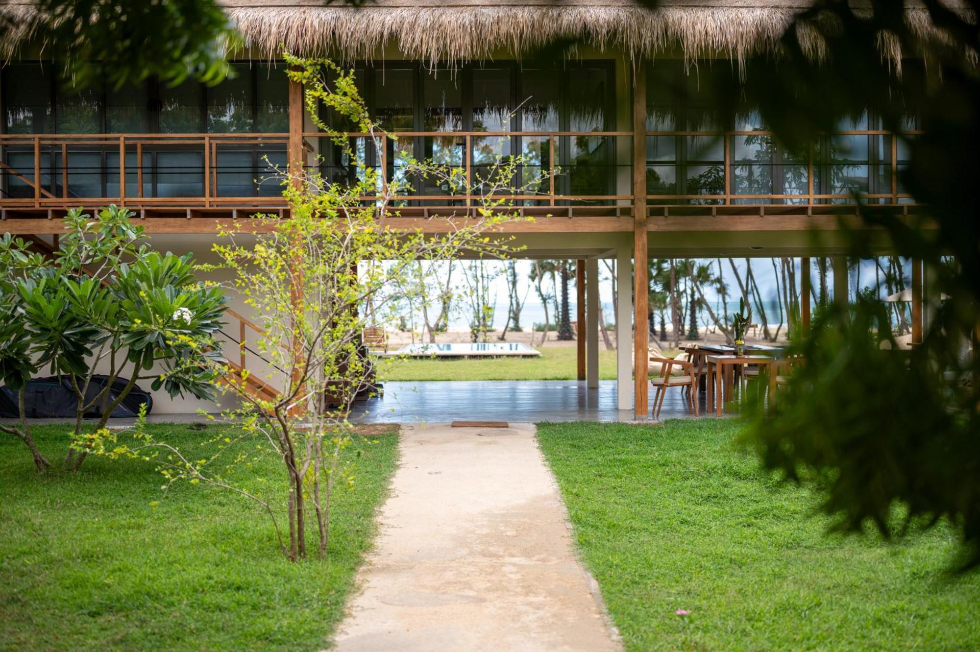 Niketh Villa Komari Arugambay エクステリア 写真